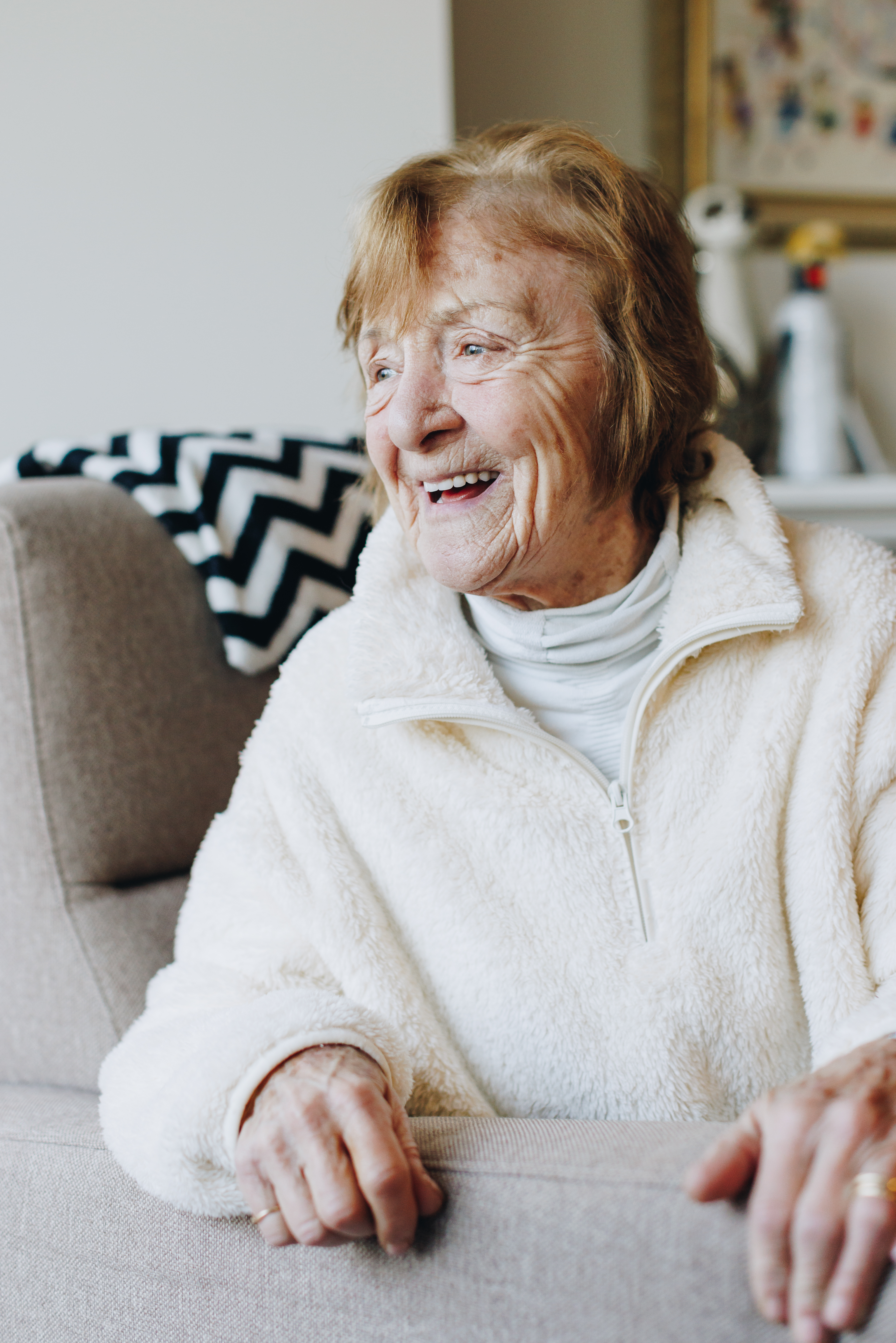 10 02 2023 Zorgpartners Savelberg Bewoner Stoel Lach