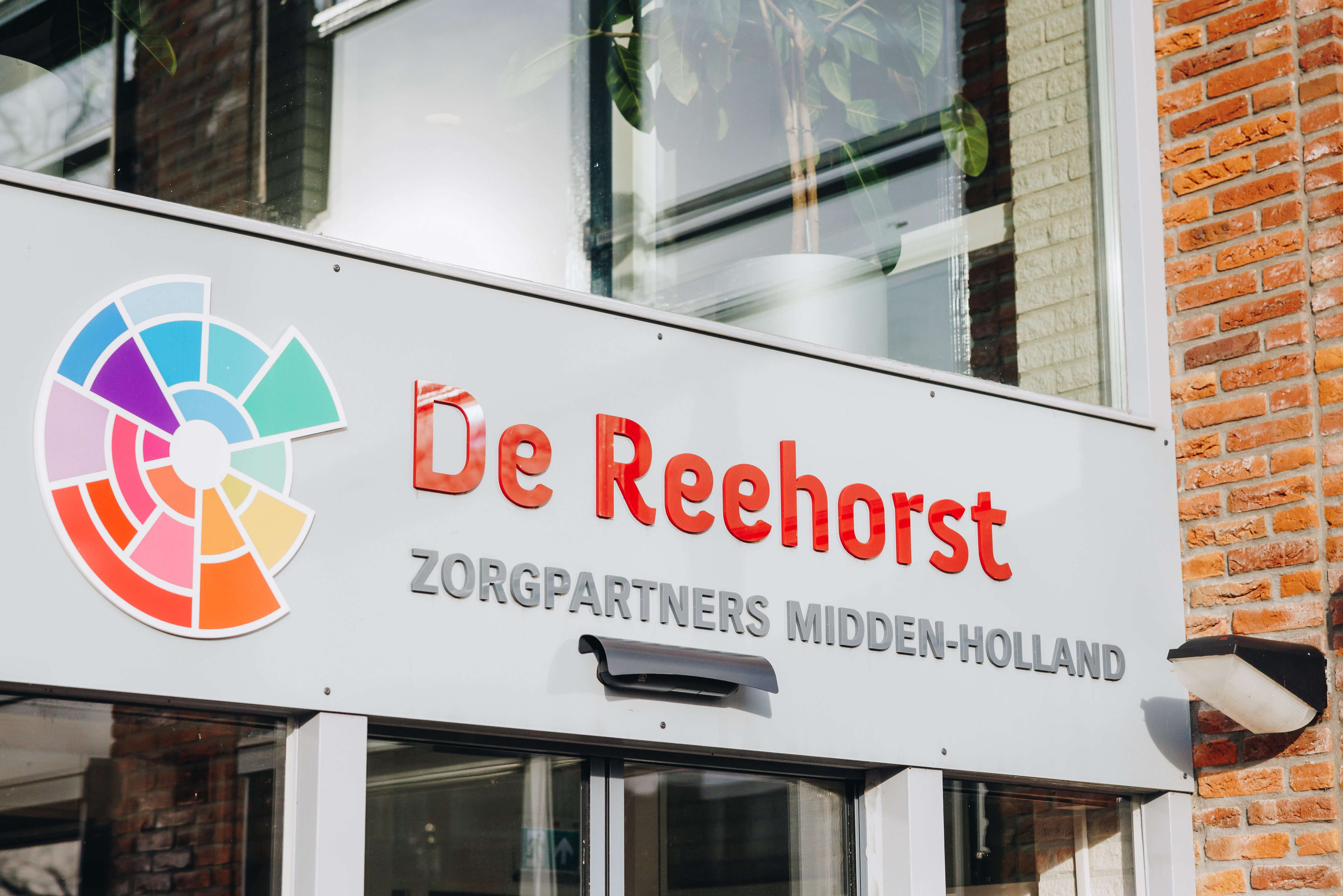 09 02 2023 Zorgpartners De Reehorst Buiten Bord Ingang