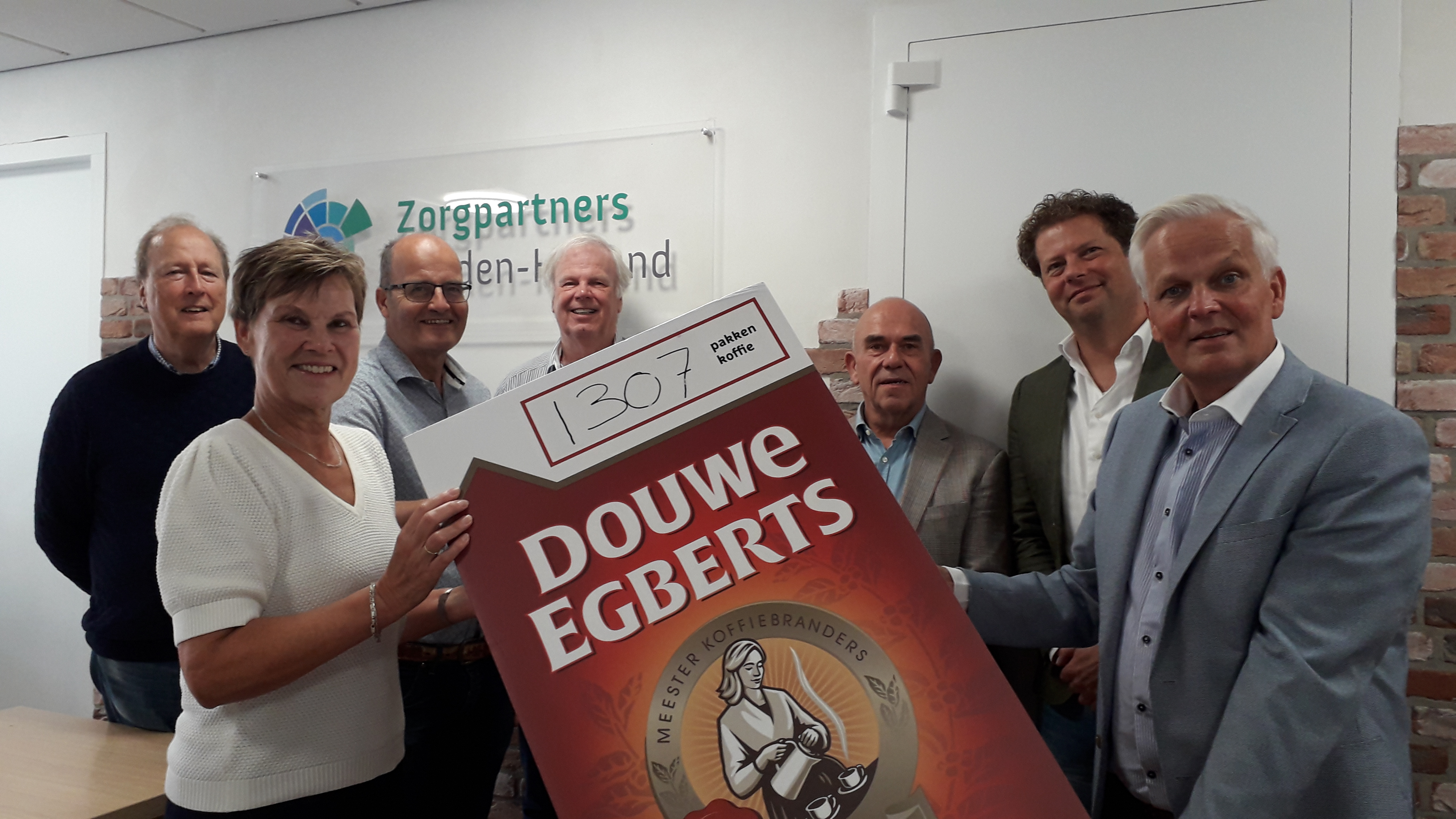 230817 Uitreiking Zpmh Jdep Vb Koffie Goed Doel