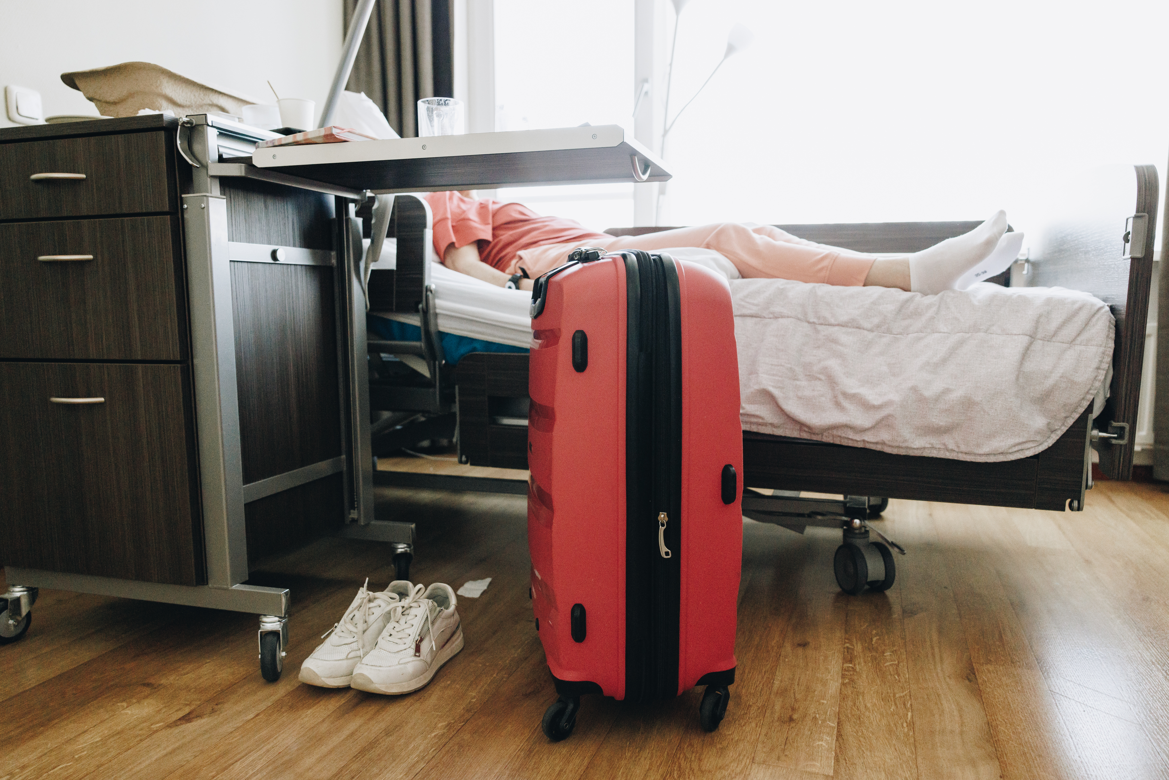 Ronssehof Revalidatie Revalideren Bed Kamer Koffer Nachtkastje