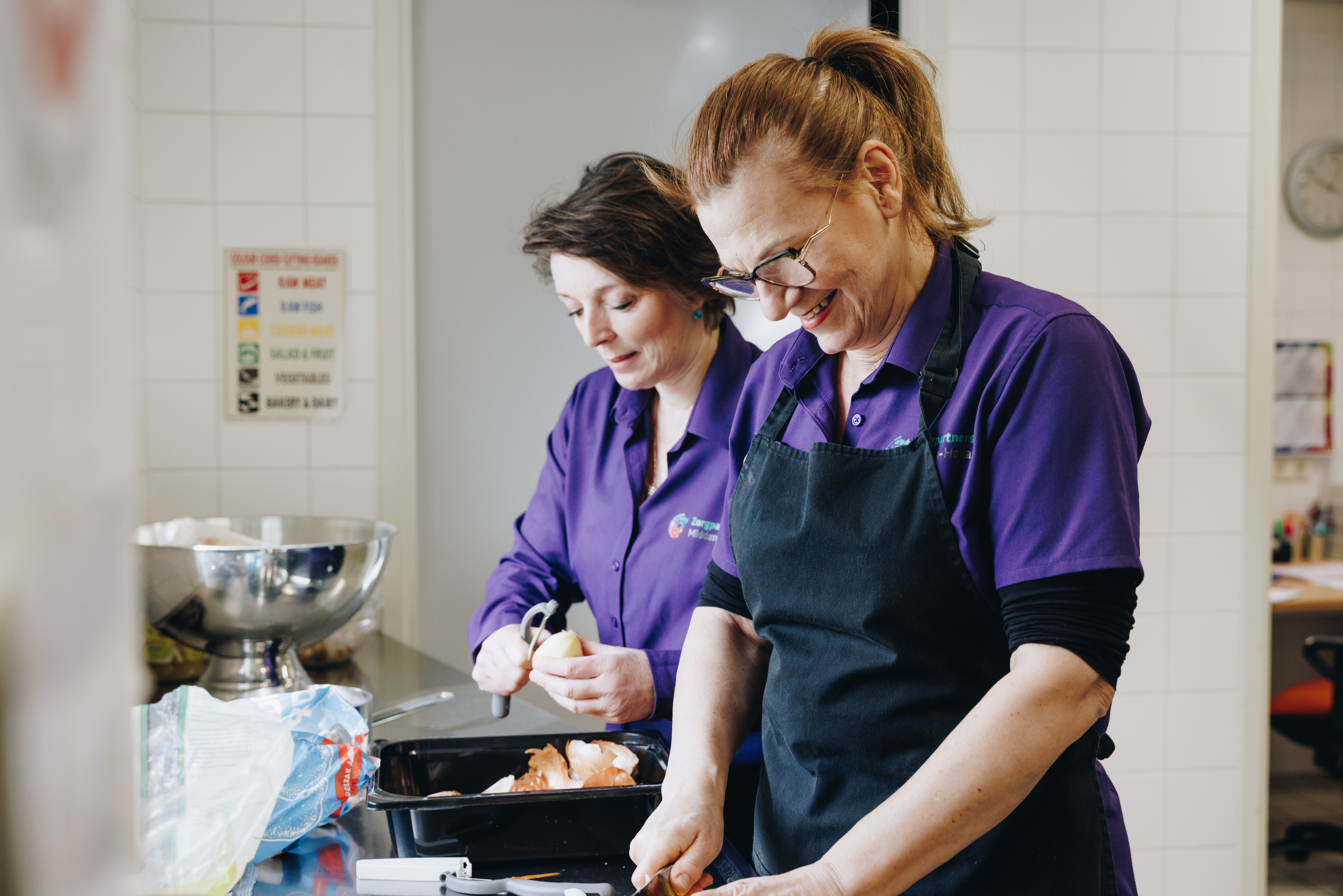 17 02 2023 Zorgpartner Slothoven Medewerkers Keuken Snijden Schillen