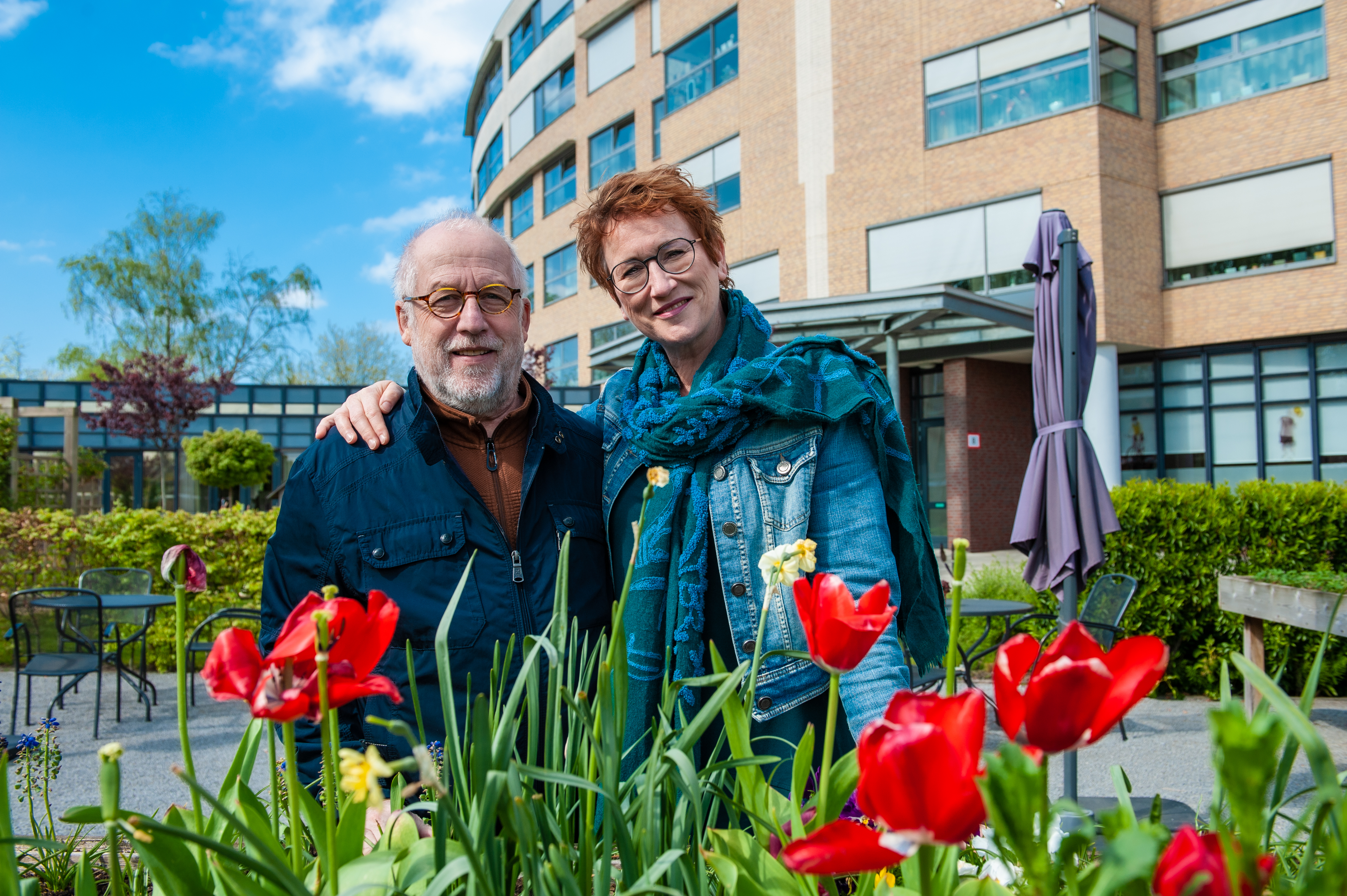 01 04 2022 Zorgpartners Prinsenhof Dementie Jong Anthon Netty Buiten Bloemen