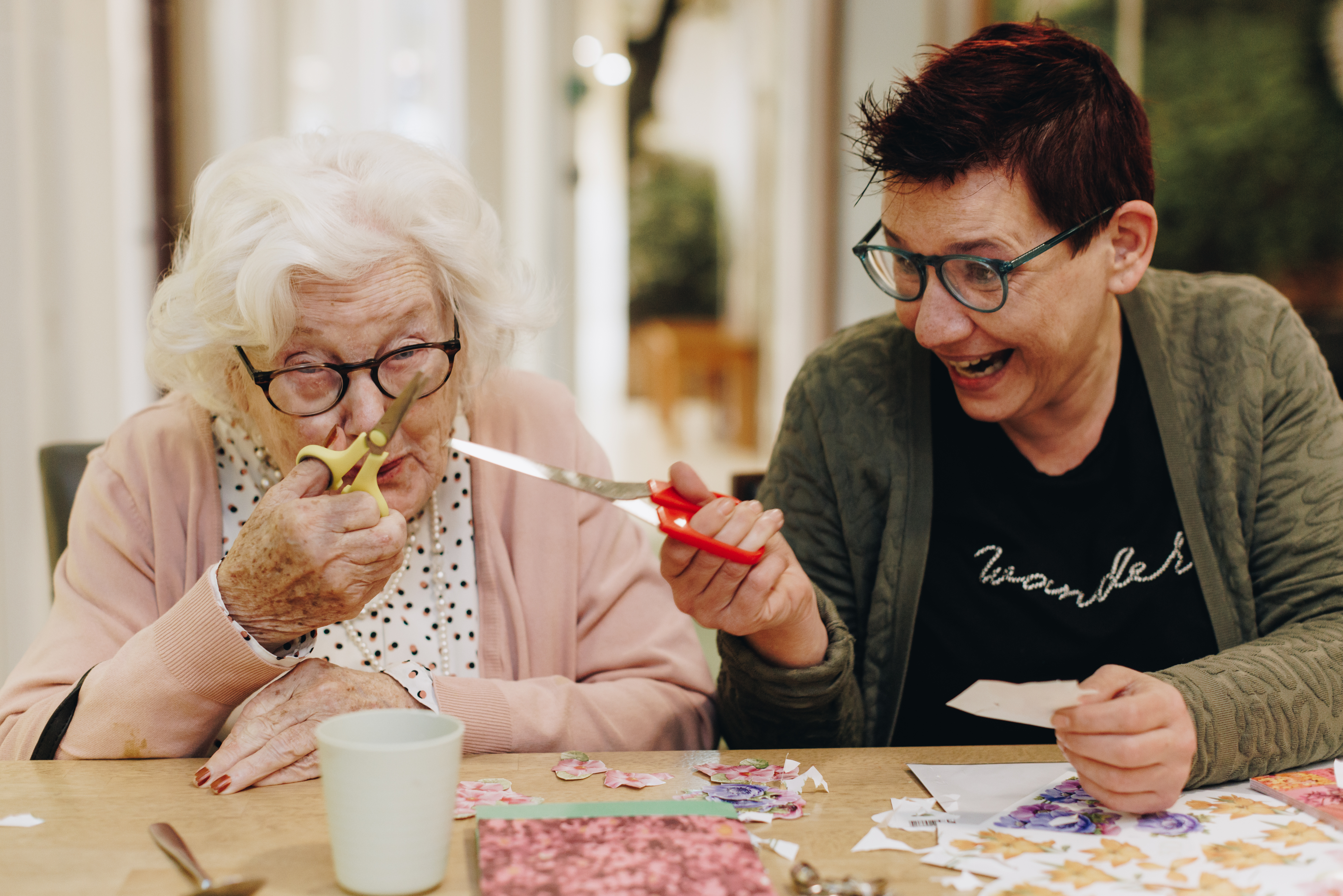 11 04 2023 ZPMH Prinsenhof Lachen Medewerker Bewoner Creativiteit Samen