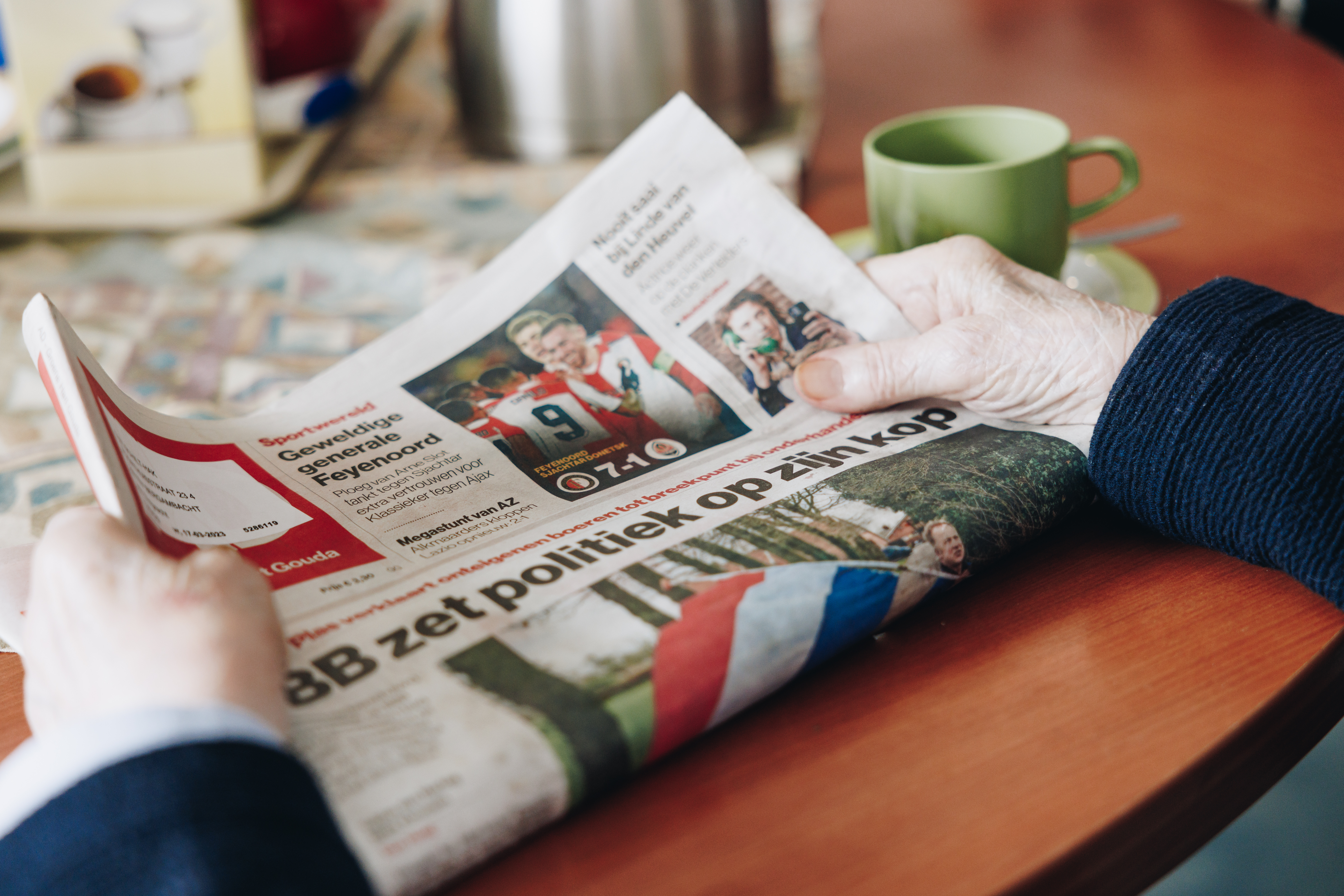 17 02 2023 Zorgpartner Slothoven Bewoner Krant Voorpagina