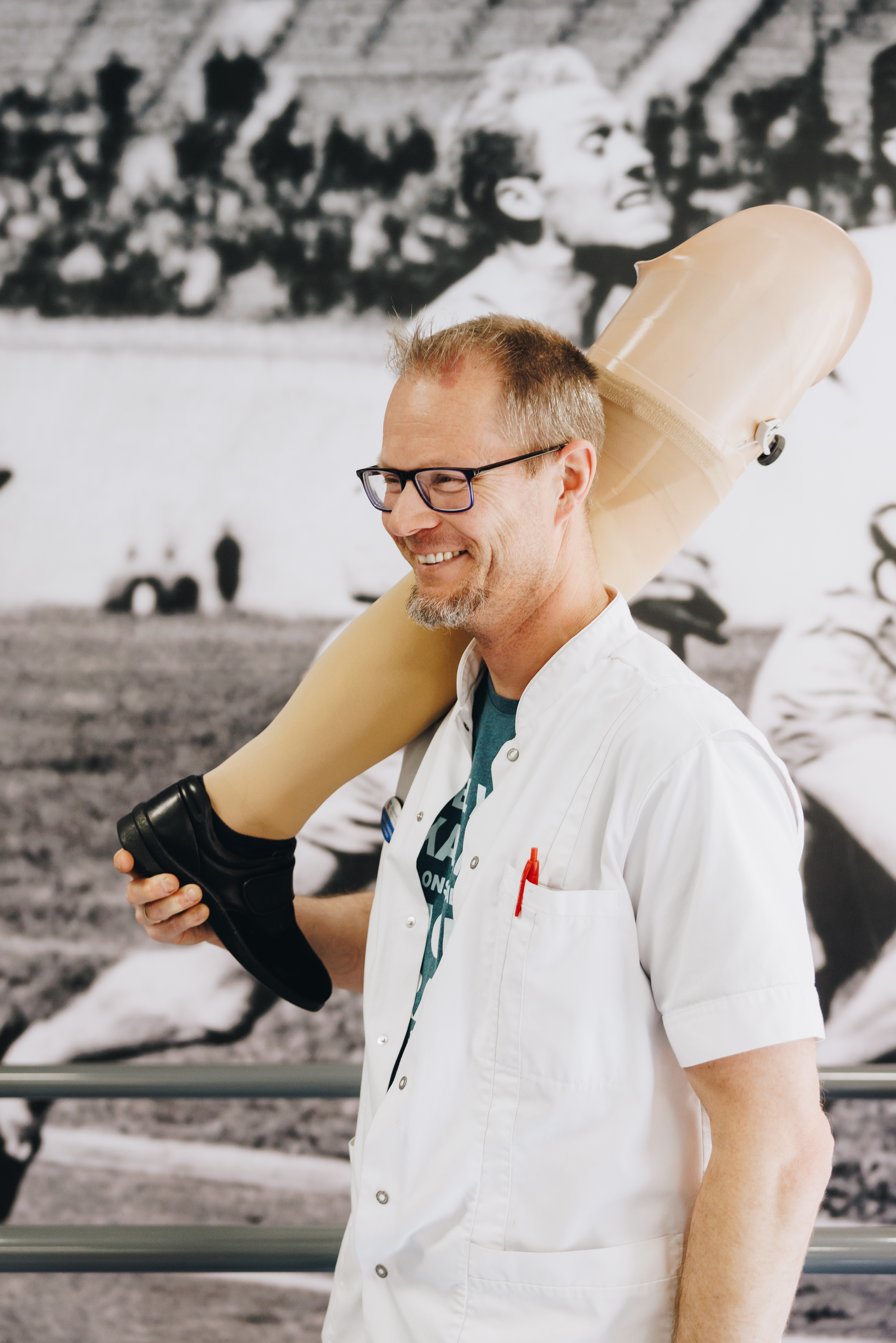 Ronssehof Revalidatie Behandelaar Revalidatieruimte Beenprothese Verticaal